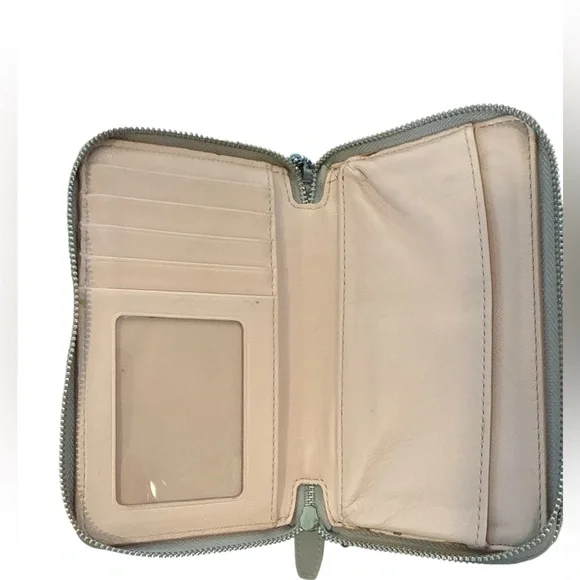 Coach grey Wallet- Great condition - Picture 2 of 6